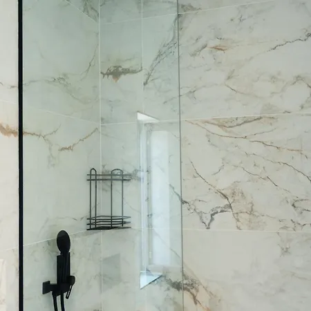 Infinity Residences * Zygi